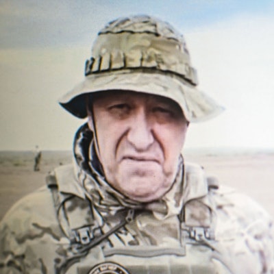 Ein Screenshot zeigt Jewgeni Prigoschin, vermutlich in Afrika. Bislang galt die Aufnahme als die letzte vor dem Tod des Söldnerchefs. Nun hat die Wagner-Gruppe ein weiteres Video Prigoschins veröffentlicht.