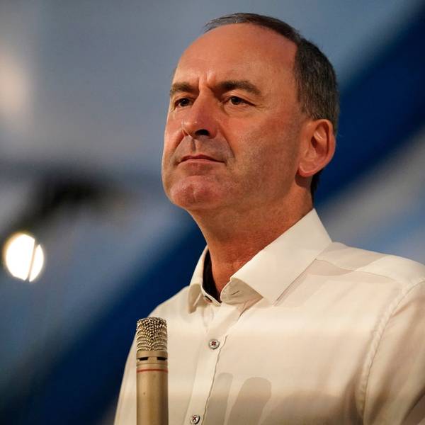 Bayerns Vize-Ministerpräsident steht wegen der Flugblatt-Affäre gewaltig unter Druck.