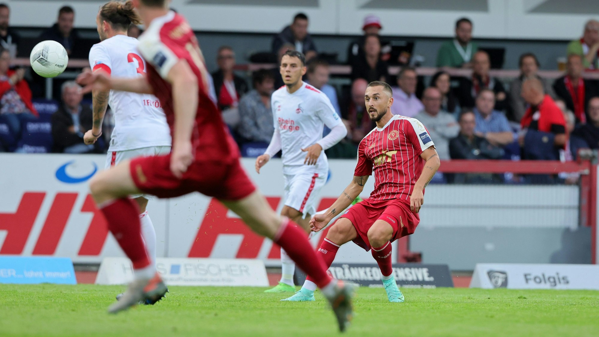 SC Fortuna Köln vs. 1. FC Köln U21, 4.Liga,
rechts: Stipe Batarilo (Fortuna), 01.08.2023, Bild: Herbert Bucco