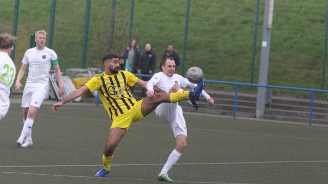 Patrick Busch (rechts)