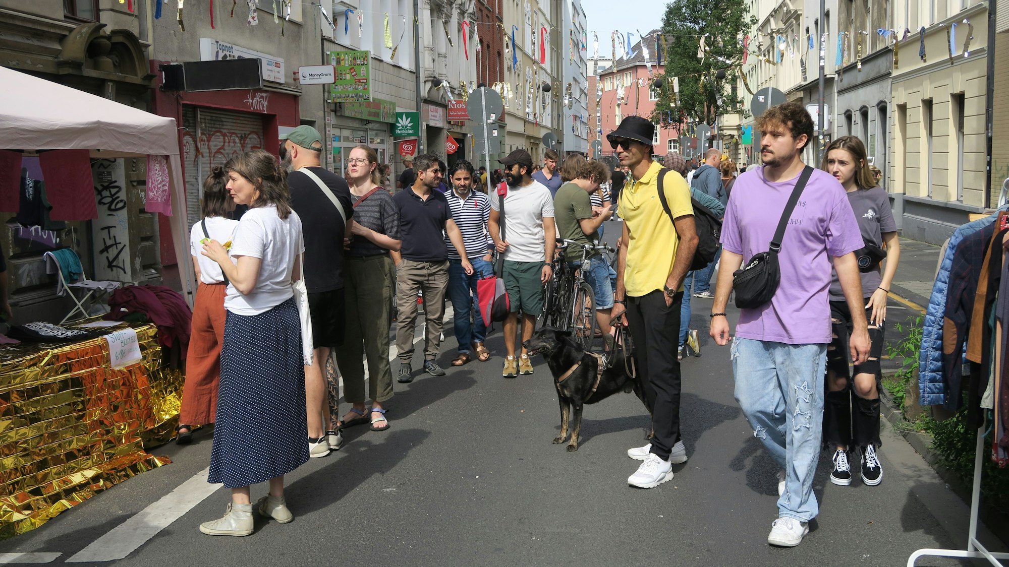 Straßenfest auf der Trimbornstraße.