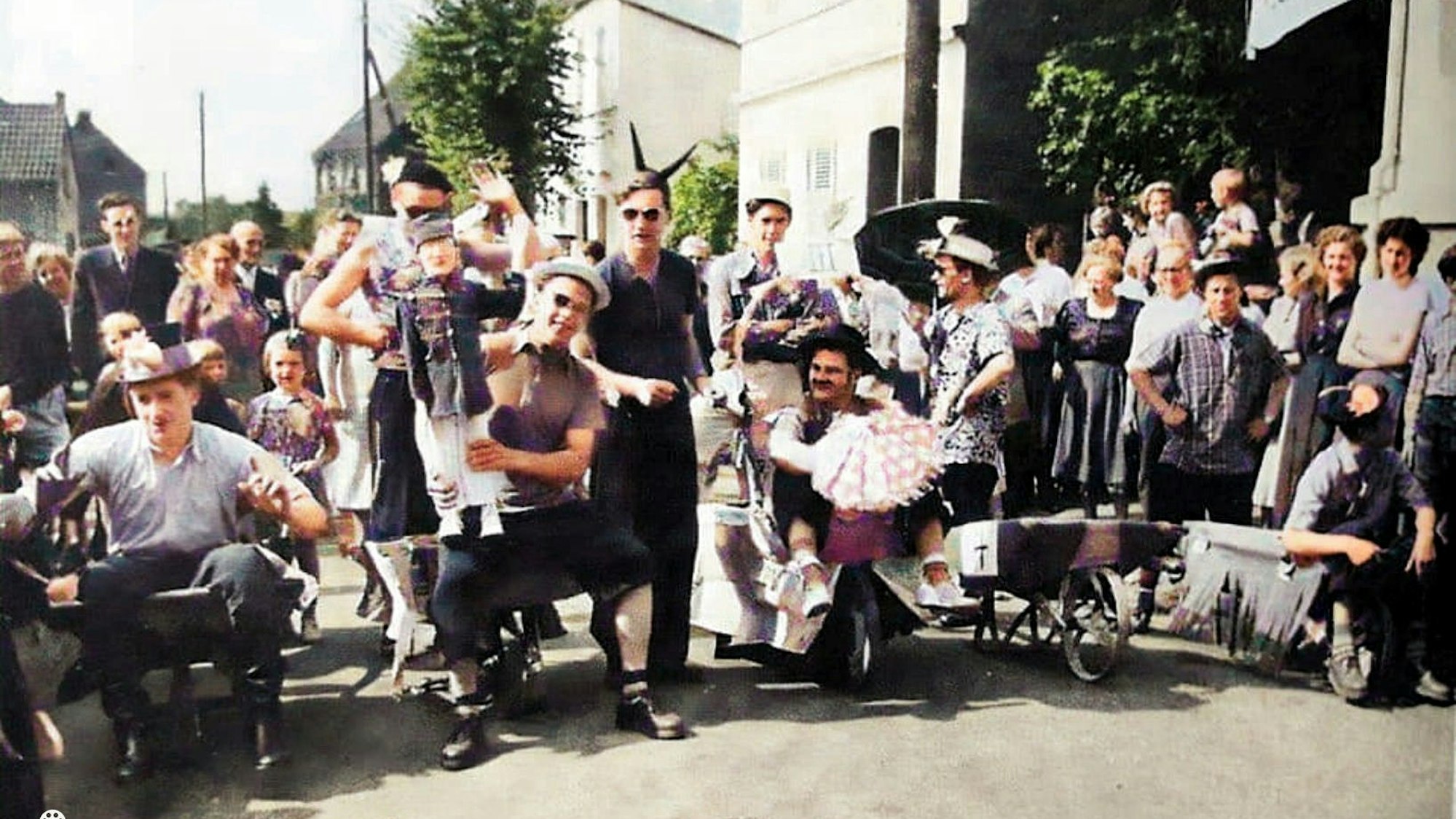 Rückblick zur Holweider Kirmes