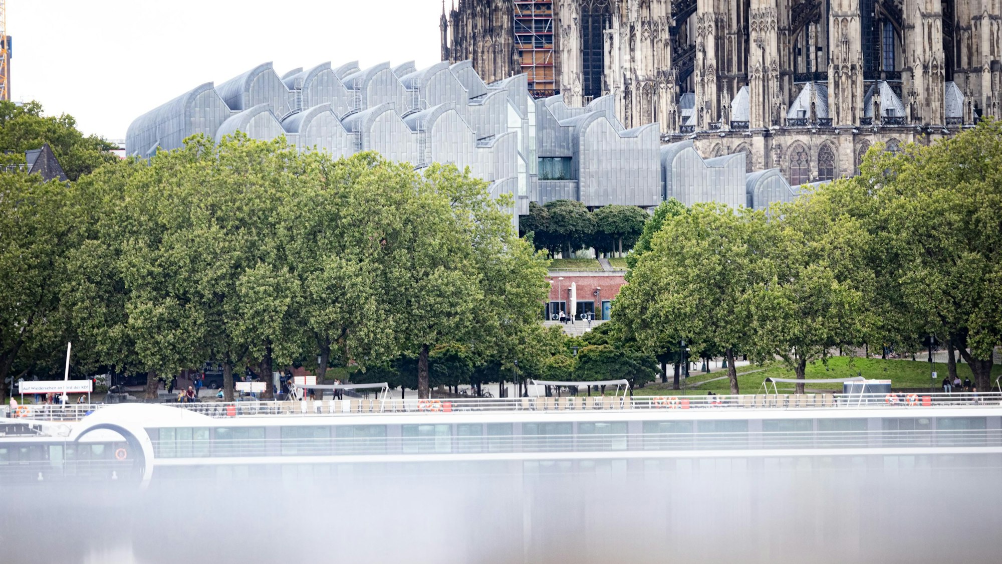 Das Museum Ludwig am Kölner Rheinufer.