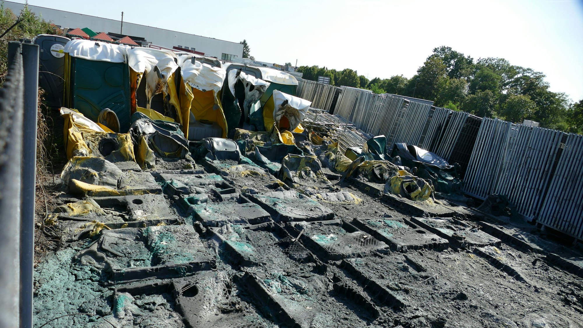 Überreste eines Brandes.