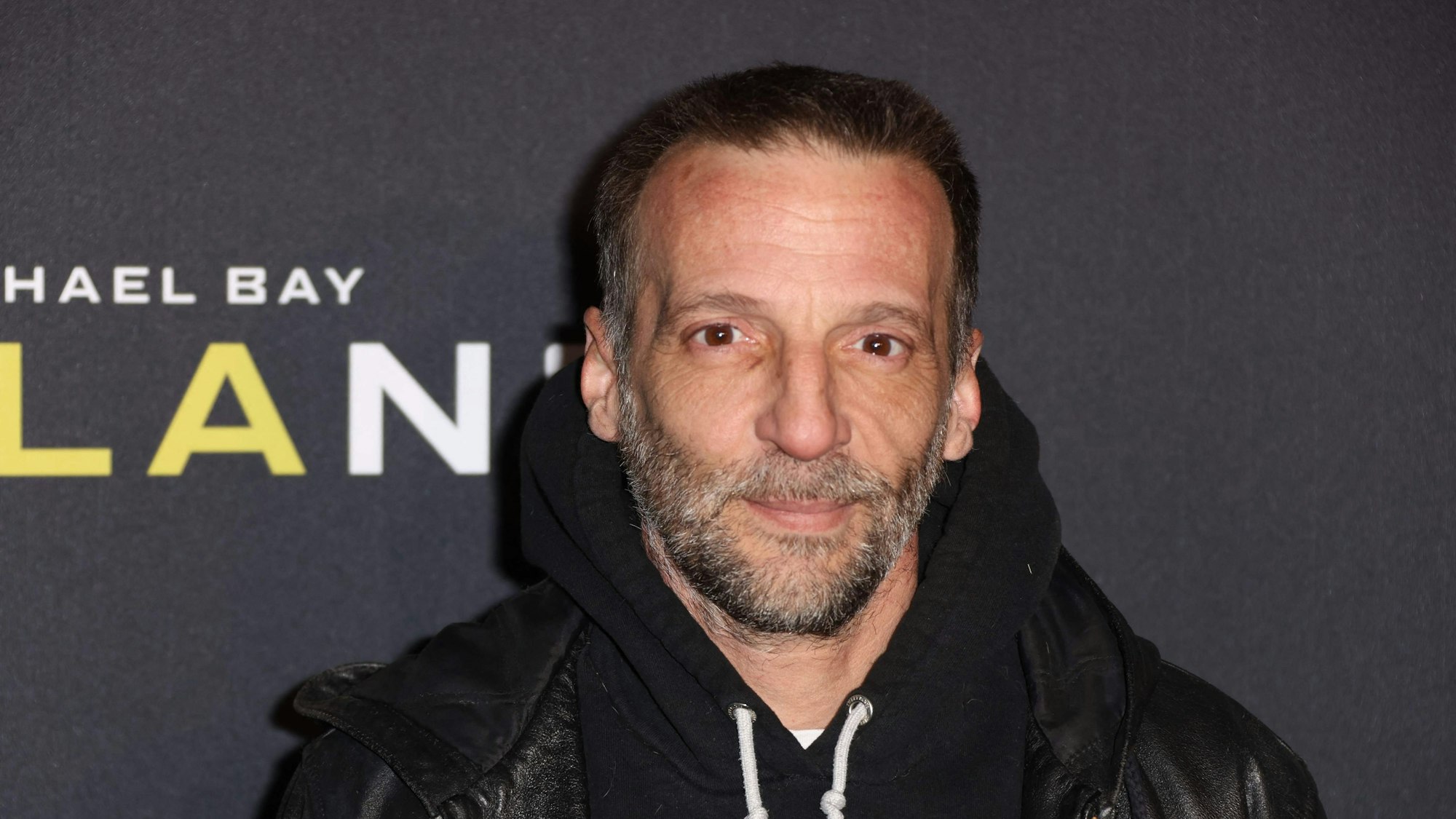 (FILES) French filmmaker and actor Mathieu Kassovitz poses during a photocall for the premiere of the film "Ambulance" in Paris on April 20, 2022. French filmmaker and actor Mathieu Kassovitz, 56 years old, is in a "preoccupying" condition after suffering a motorcycle crash on the Linas-Monthlery circuit on September 3, 2023, as reported by the Essonne prefectuer. (Photo by Thomas SAMSON / AFP)