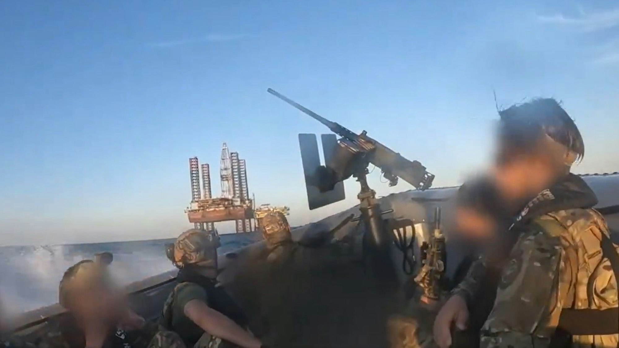 In einem dreizehn Minuten langen Video zeigt die Ukraine einen Kommandoeinsatz im Schwarzen Meer – und ein Gefecht mit einem russischen Kampfjet.