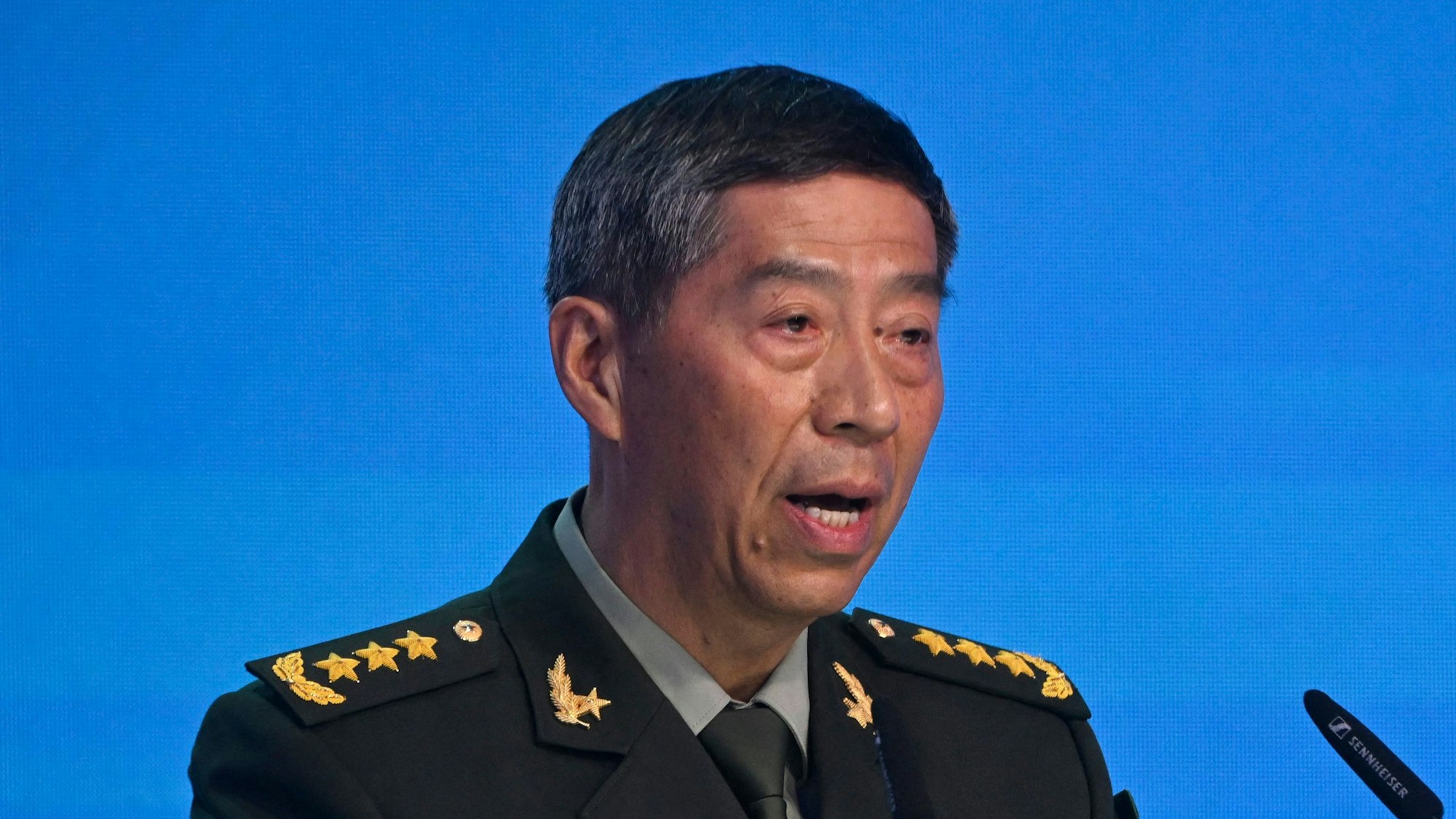 Der chinesische Verteidigungsminister Li Shangfu bei einem seiner letzten öffentlichen Auftritte auf einer Pressekonferenz in der russischen Hauptstadt Moskau.