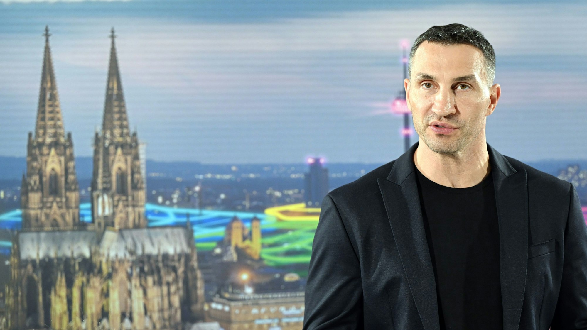 Wladimir Klitschko beantwortet Frage auf der Digital X im vergangenen Jahr