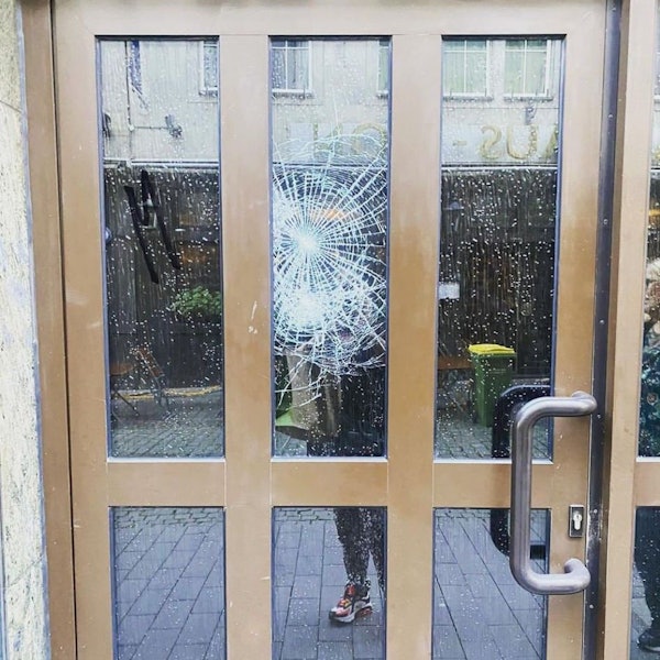 Vandalismus in der Geschäftsstelle der CDU in Köln