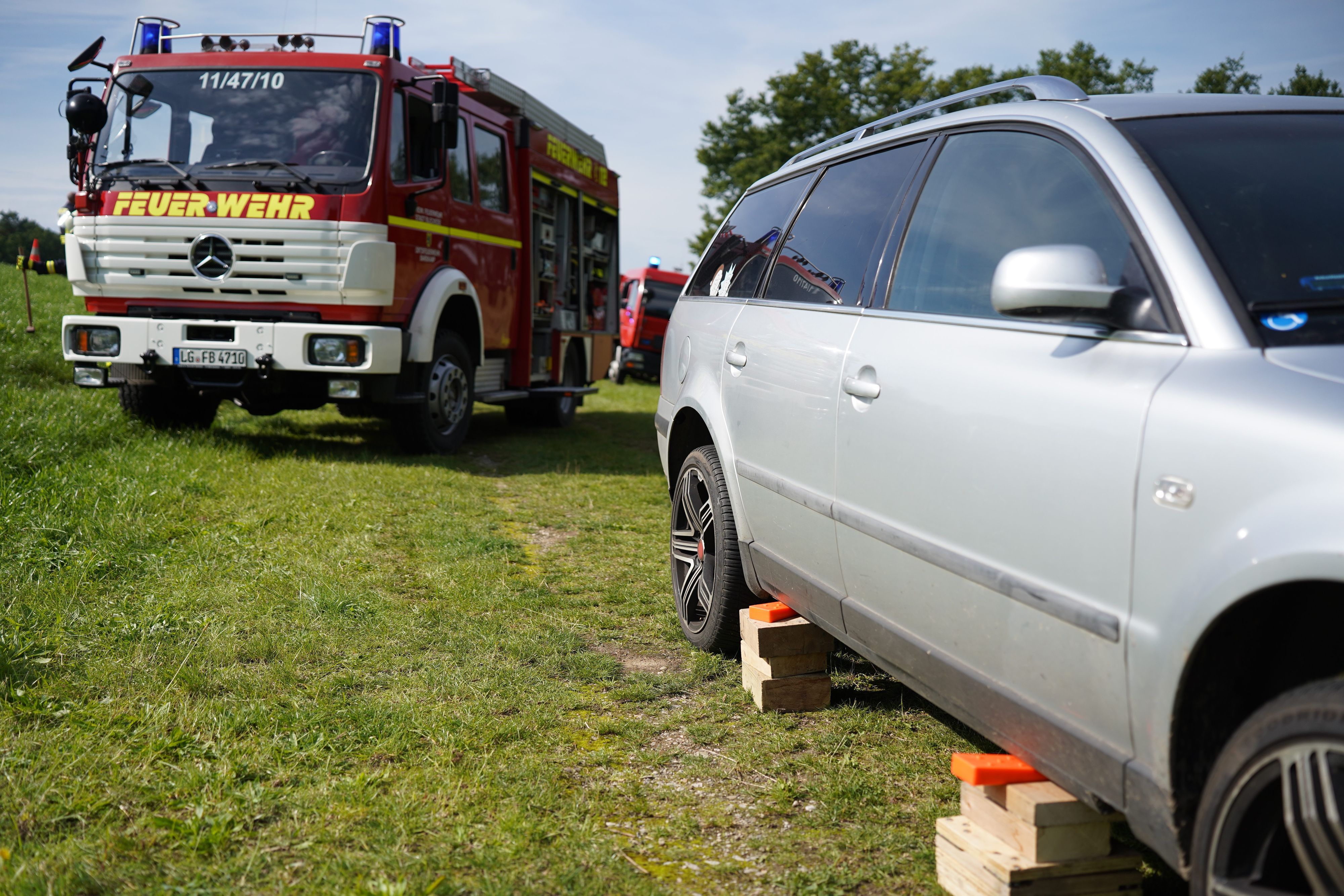 Dieses von der Feuerwehr Bleckede zur Verfügung gestellte Foto zeigt den Unfallwagen.