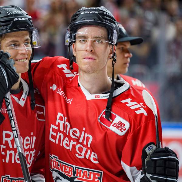 Haie-Neuzugang Gregor MacLeod (r.)
