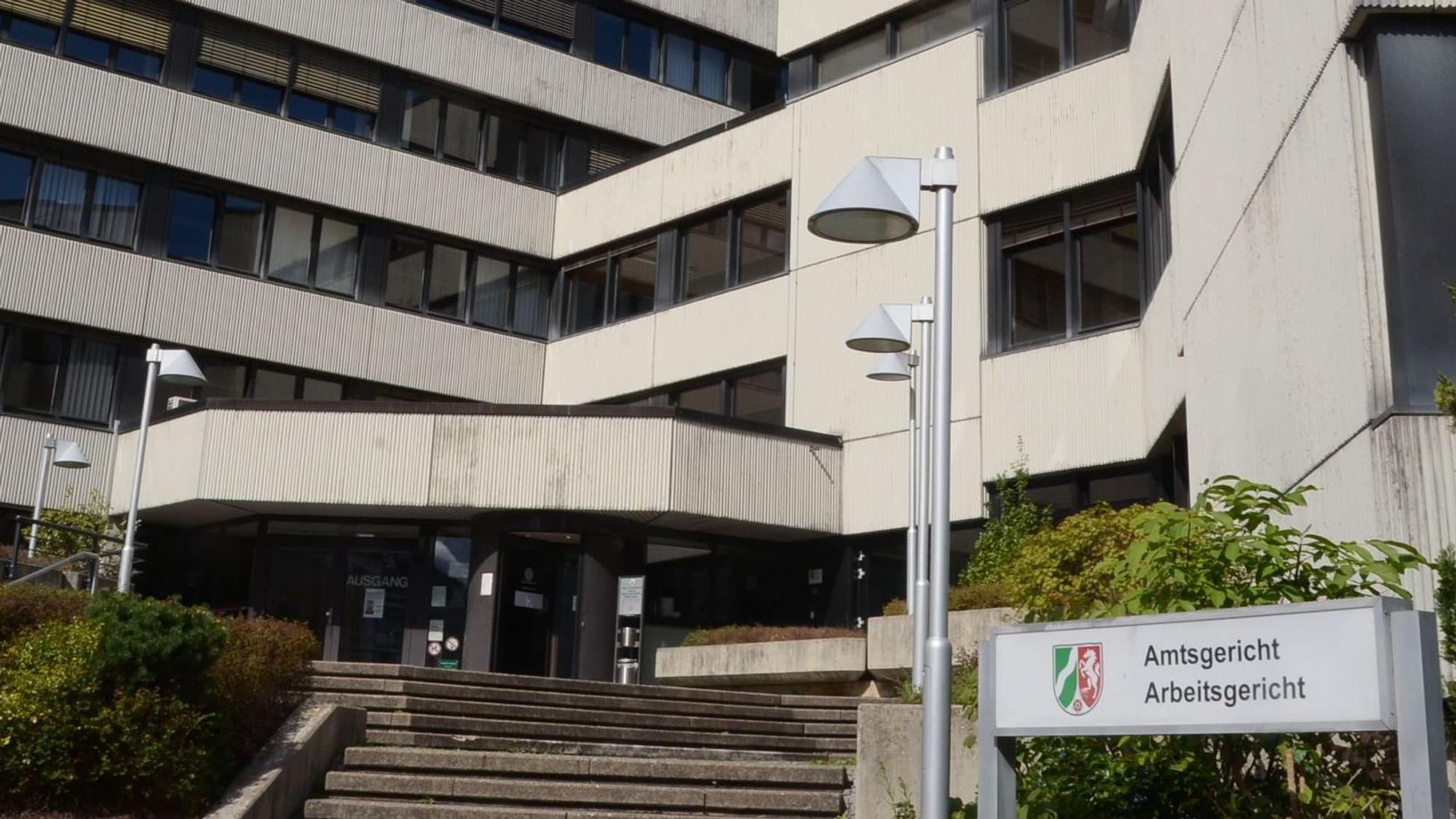 Der Eingang zum Amtsgericht in Siegburg.
