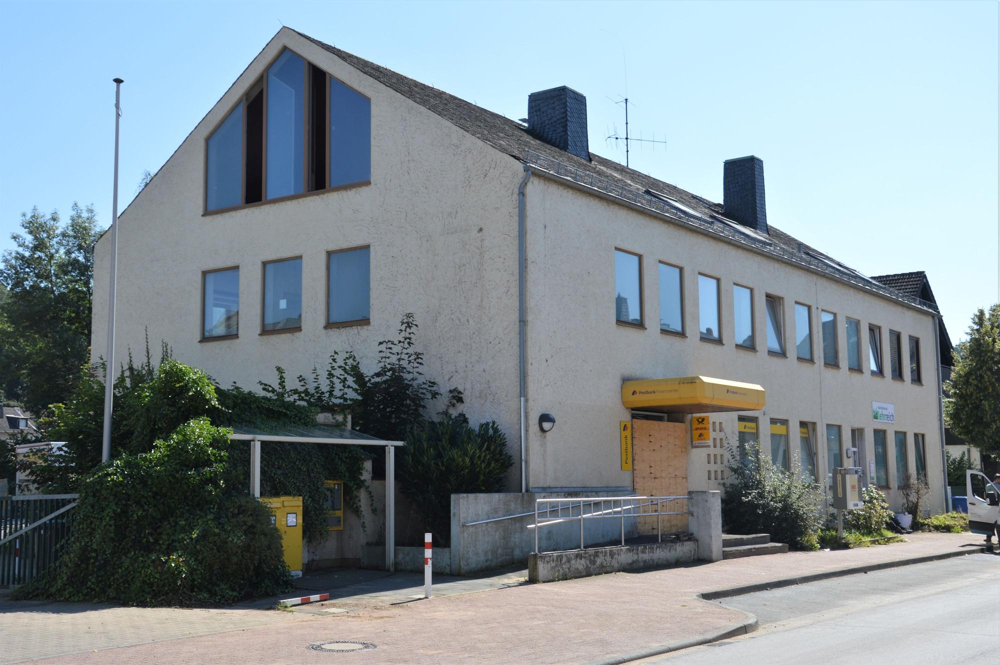 Das Foto zeigt die ehemalige Filiale der Postbank in Kall.