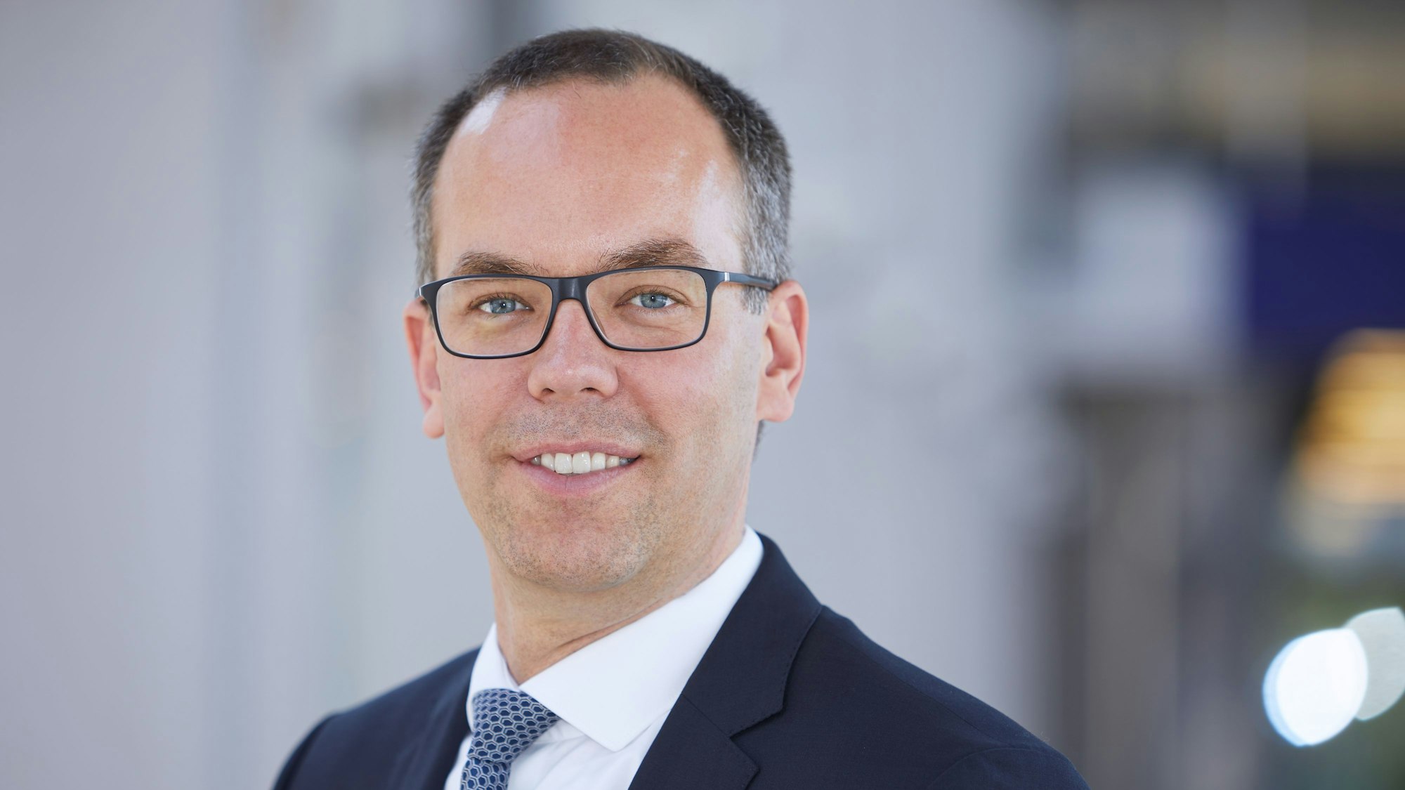 Flughafen-Vize Torsten Schrank