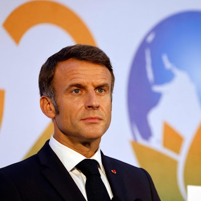 Vor knapp einem Jahr hatte der französische Präsident Emmanuel Macron die Notwendigkeit betont, angesichts der Konkurrenz aus China und den USA den Kauf von in Europa produzierten E-Autos zu fördern.