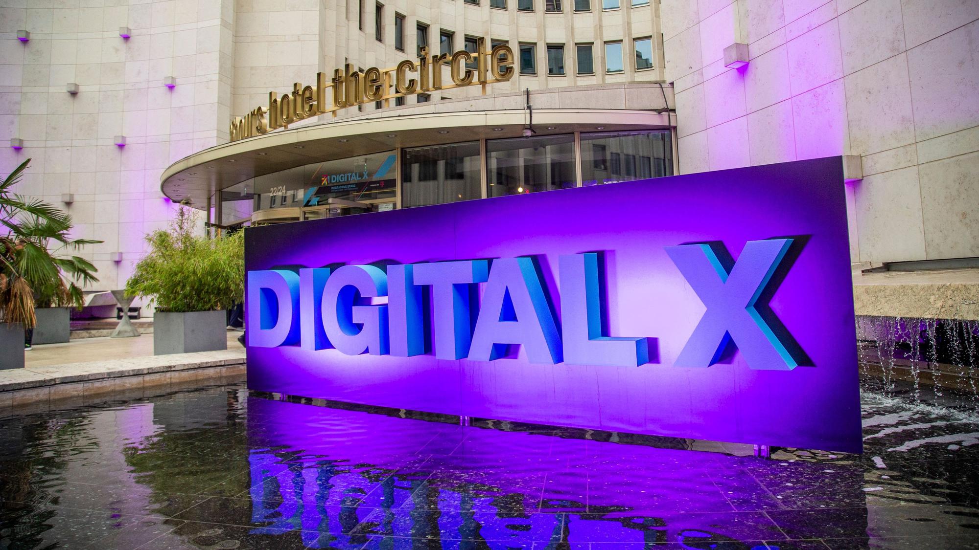 Die Internetmesse der Telekom hinterlässt in Köln viele Spuren.