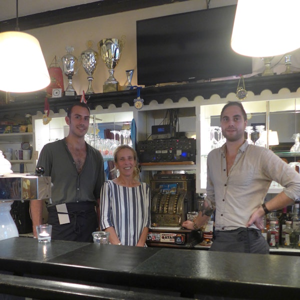 Das Team der Wirtschaft Hinger d´r Heck in Rodenkirchen