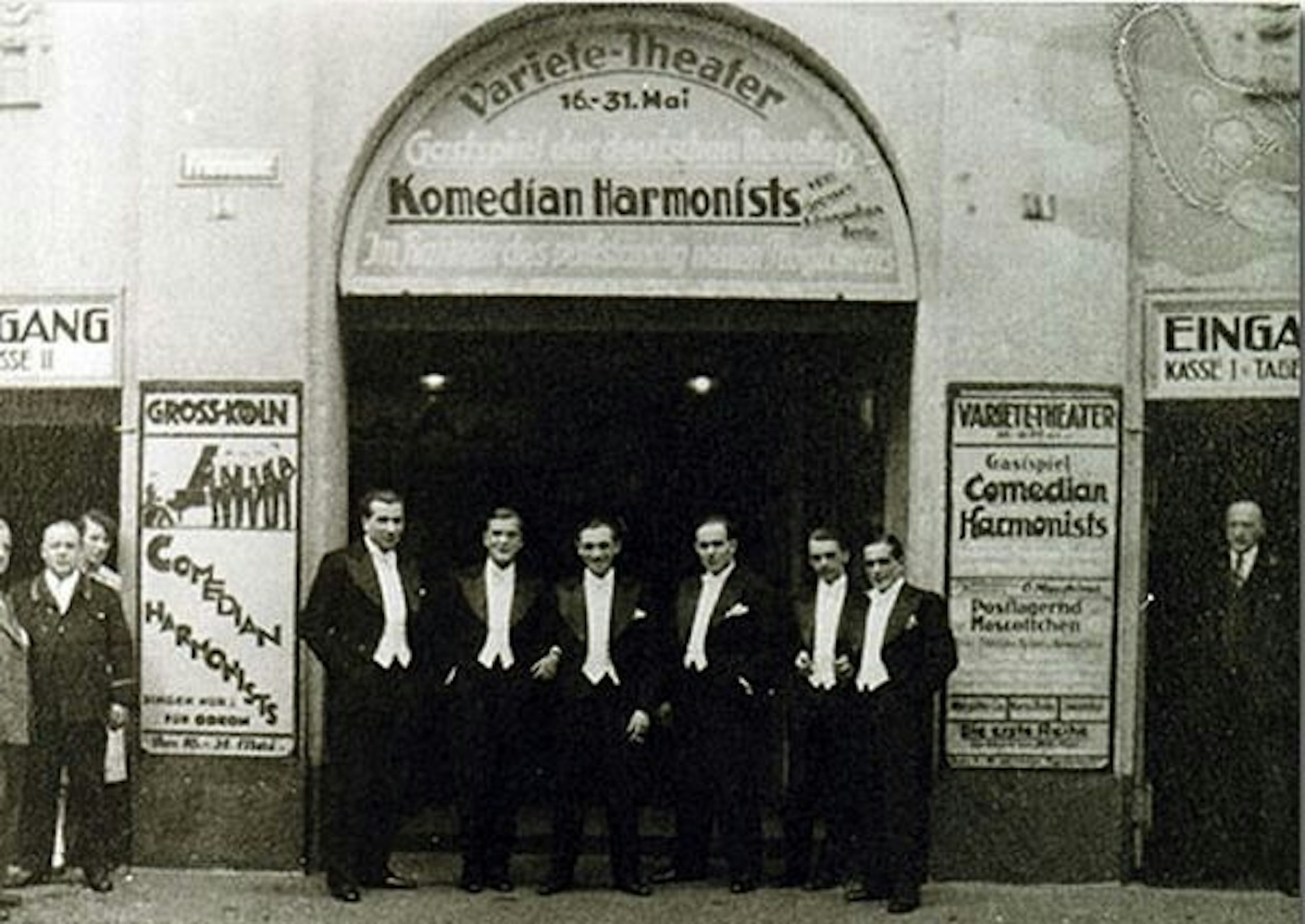 Lieder wie „Ein Freund, ein guter Freund“ oder „Veronika, der Lenz ist da!“ wurden zu Sensationserfolgen.