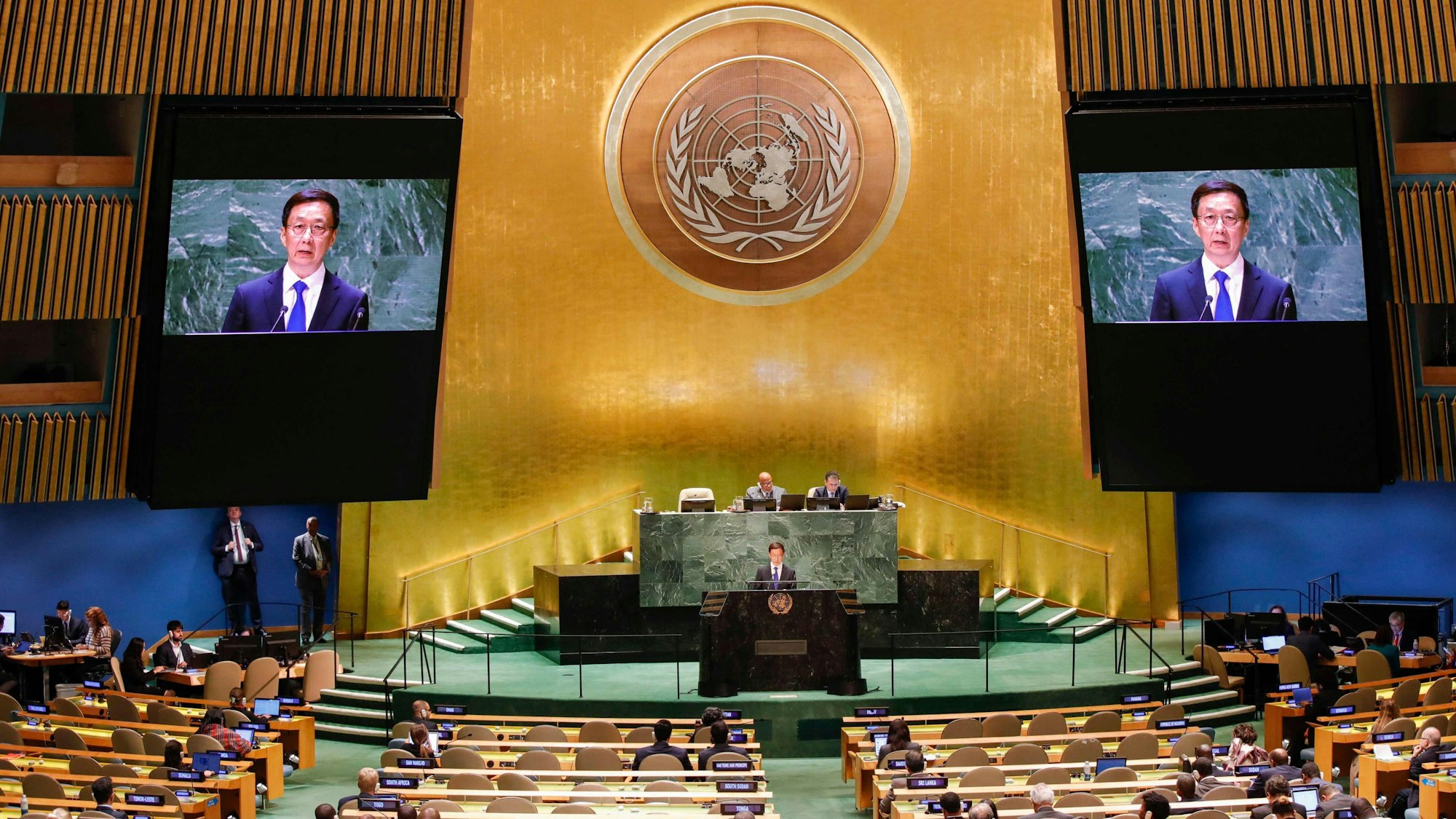 Der Vizepräsident Chinas Han Zheng spricht während der Generalversammlung der Vereinten Nationen (UNGA) am 21. September 2023 im Hauptquartier der Vereinten Nationen in New York City.