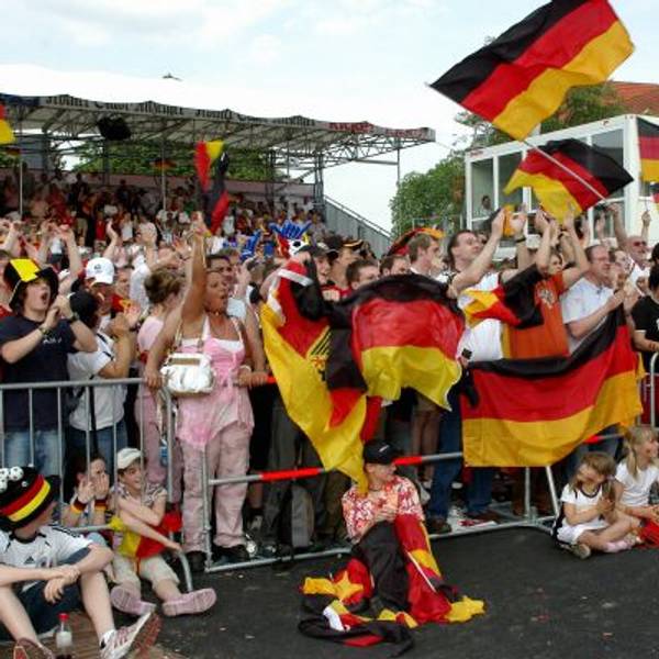 Das Bild entstnd beim Public Viewing in der Gladbacher Innenstadt bei der WM 2006
