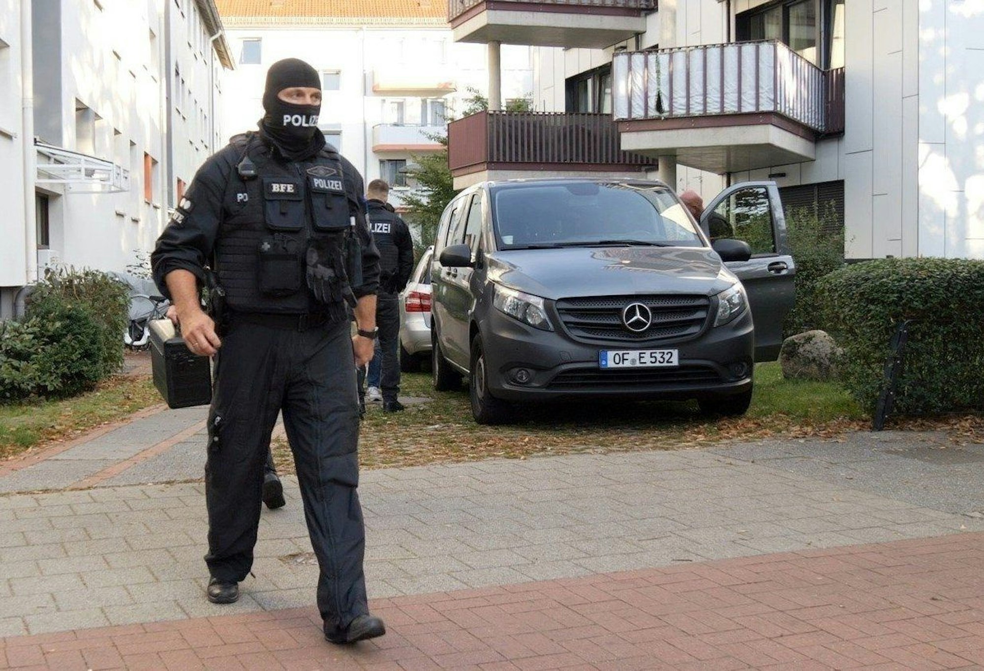 Ein Bundespolizist ist im Einsatz.