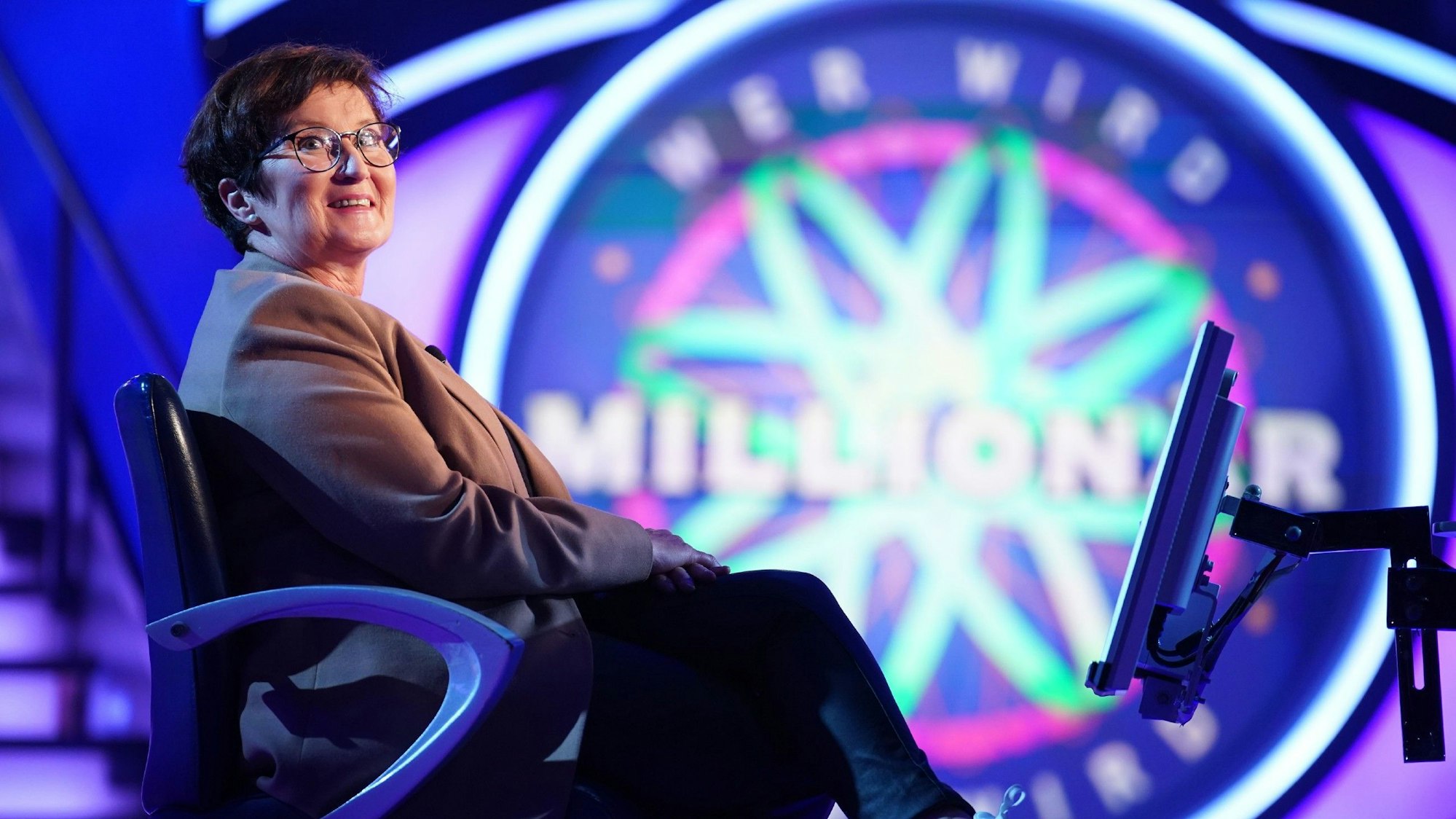 Achtung! Sperrfrist für alle Medien bis Mo., 25.09.2023, 23:25 Uhr!
Bettina Poser aus Cremlingen
Die Verwendung des sendungsbezogenen Materials ist nur mit dem Hinweis und Verlinkung auf RTL+ gestattet.