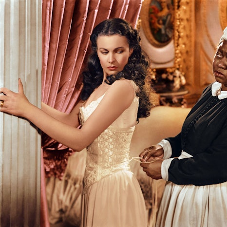 Vivien Leigh und Hattie McDaniel in einer Szene von „Vom Winde verweht“.