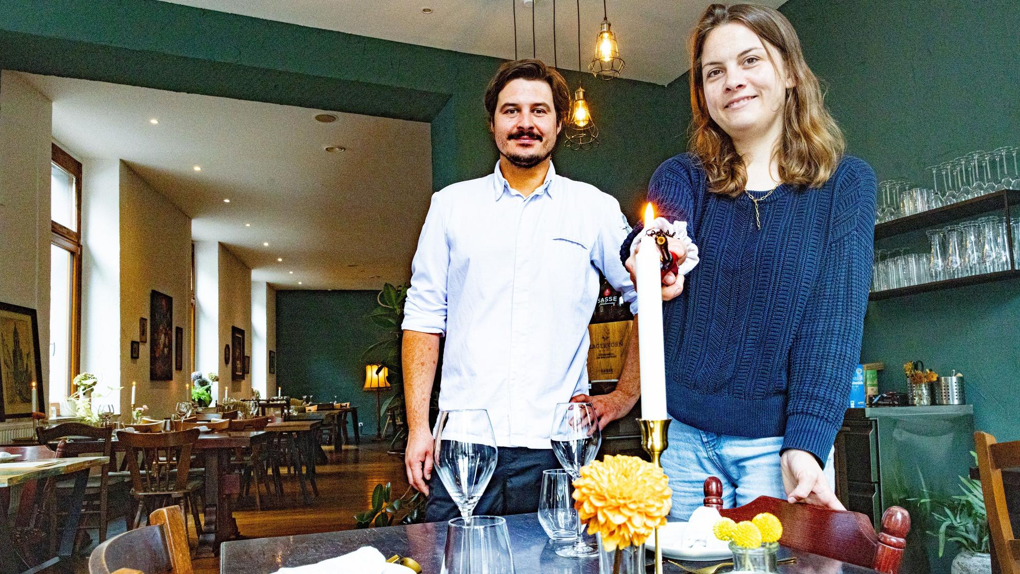 Marvin Bruditz und Laura Niehues in ihrem Restaurant Fabian.