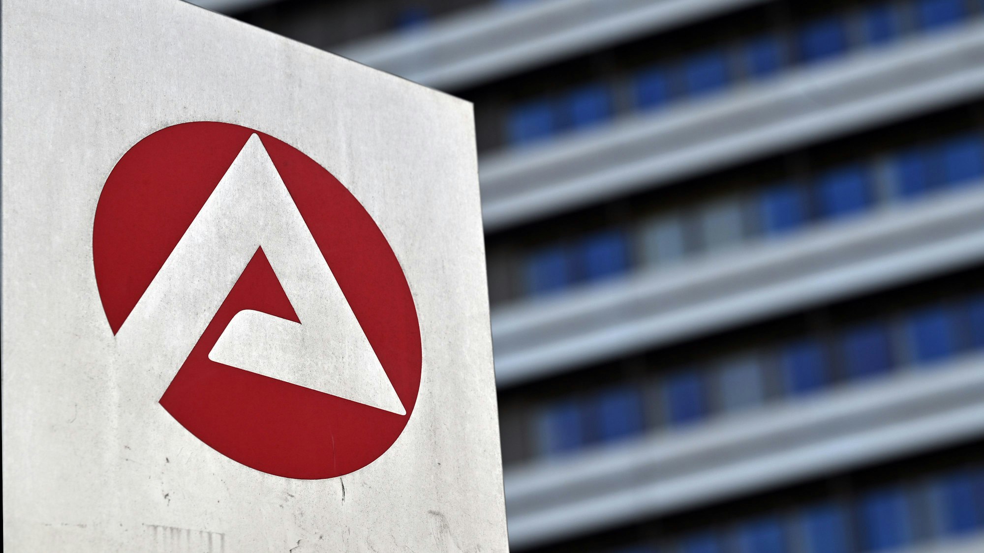 Der Arbeitsmarktbericht für Köln weist im September stabile Zahlen auf.