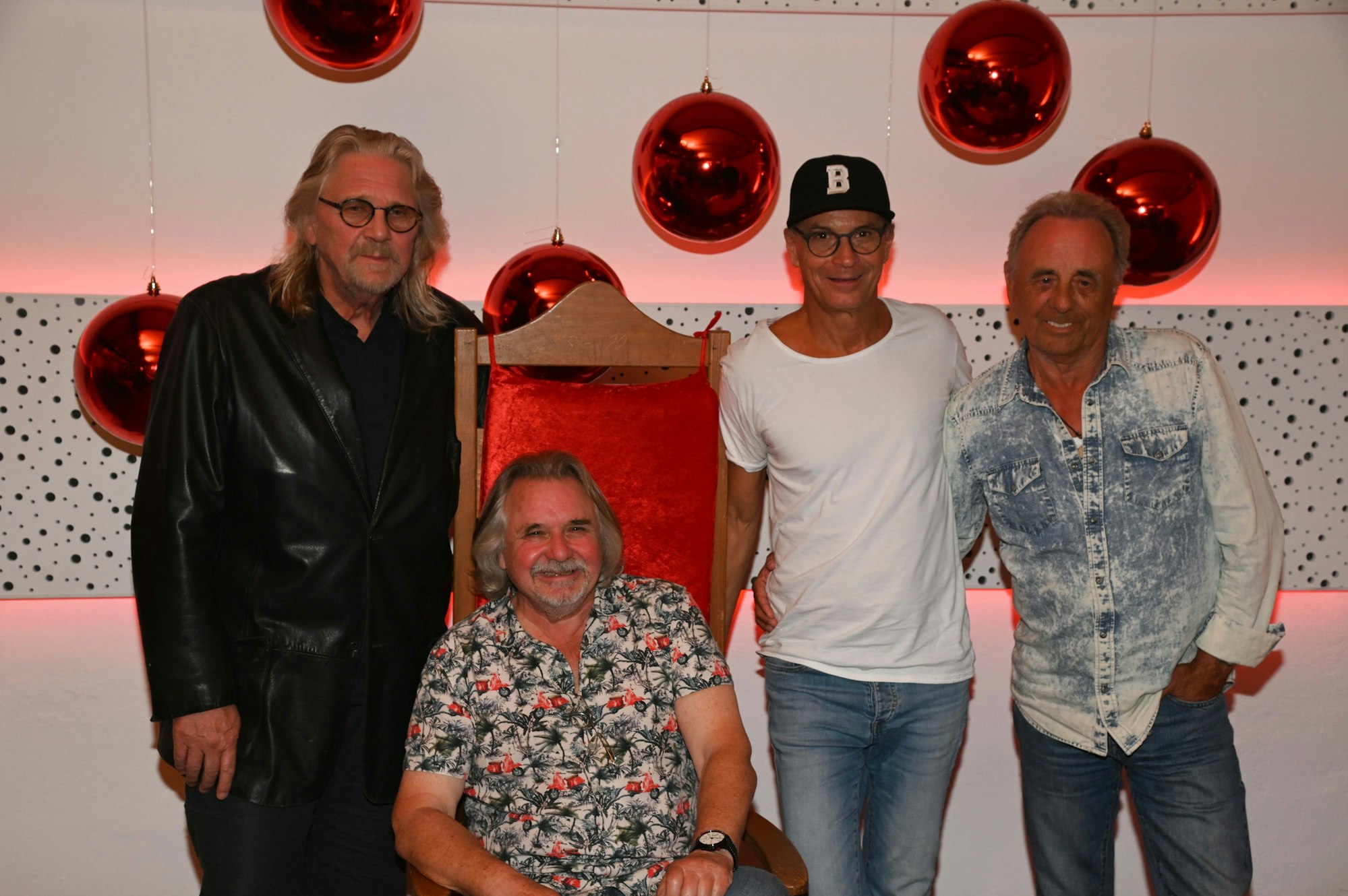 Jürgen Fritz, Tommy Engel, Peter Brings und Erry Stoklosa sind das Team des Weihnachtsengel