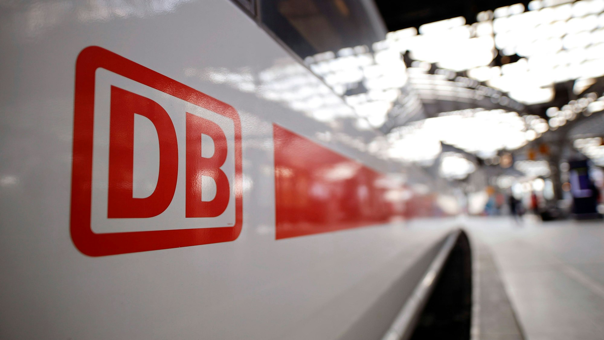 Ab Dezember fahren mehr Züge zwischen Köln und Berlin, wie die Bahn mitteilte. (Symbolbild)