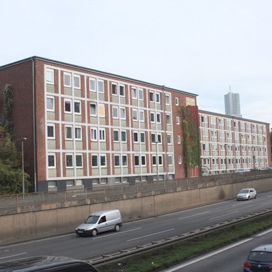 Die Notunterkunft für Geflüchtete an der Herkulesstraße.