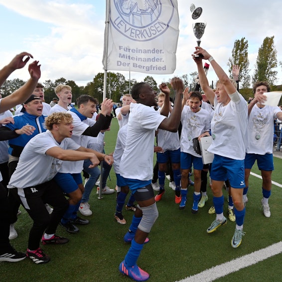 03.10.2023,-Fussball-Beregfrie Leverkusen-Deutz 05
Kapitän. Tim Schmitz (Bergfried)
Foto: Uli Herhaus