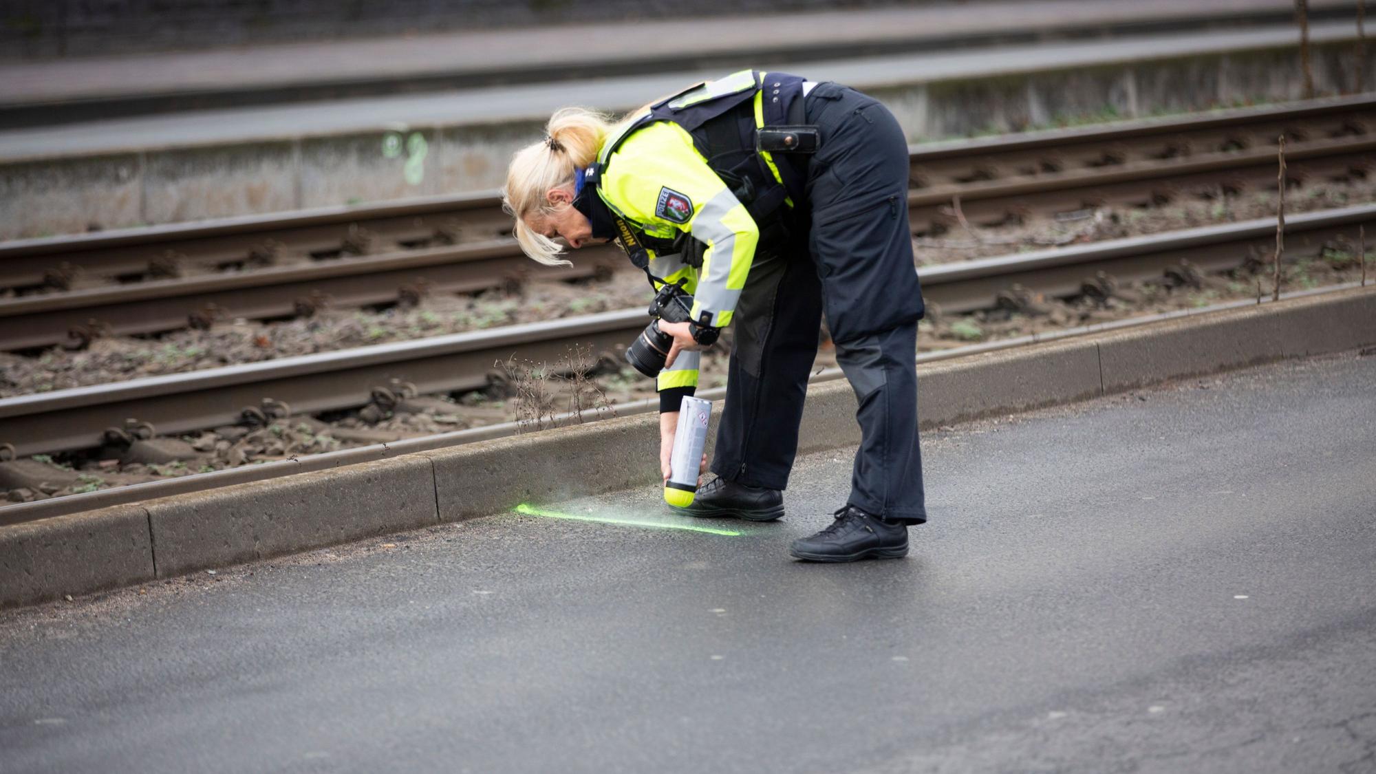 Nach einem tödlichen Unfall laufen die Ermittlungen (Symbolbild)