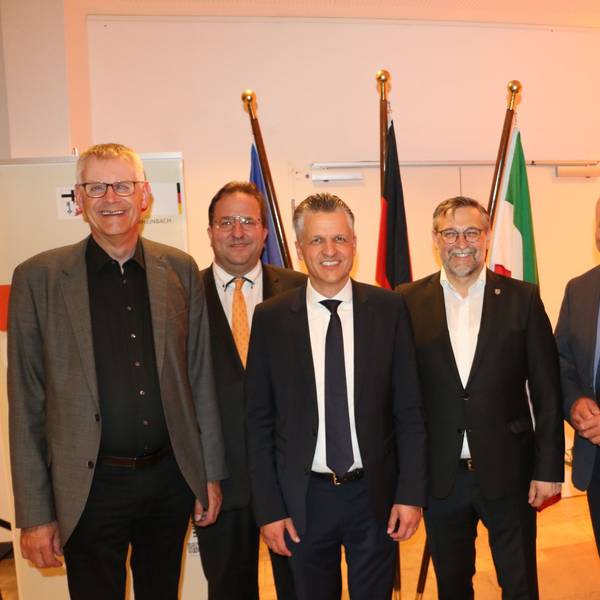 Beim Herbstempfang: Ludger Banken, Oliver Baron, Gastredner Thorsten Frei, Markus Pütz, Joachim Schneider und Alt-Bürgermeister Stefan Raetz (von links)
