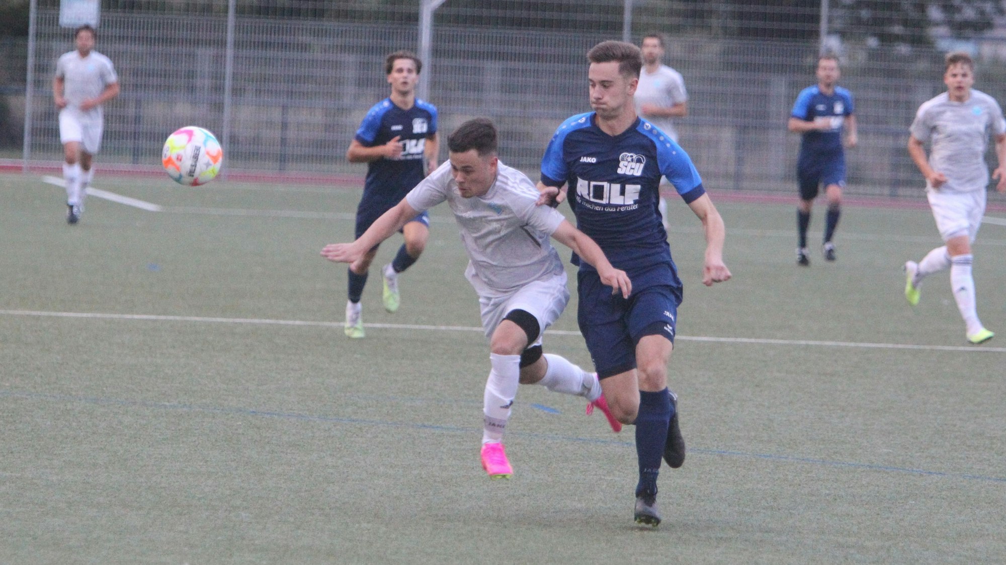 Hangelar Niklas Fallert (links) trainiert mit seinen Kollegen nunmehr dreimal in der Woche.