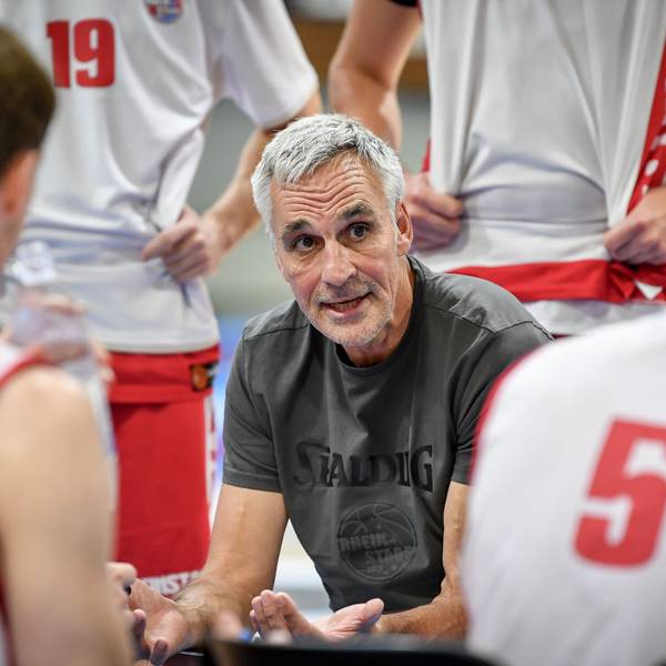 Cheftrainer Stephan Baeck von den RheinStars Köln
+, Testspiel Rheinstars Koeln vs. Deutzer TV am 22.08.2023 in der Basketball Campus Koeln in Koeln (Nordrhein-Westfalen)