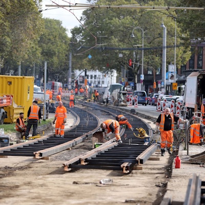 Bauarbeiten an KVB-Strecke auf der Hahnenstraße.