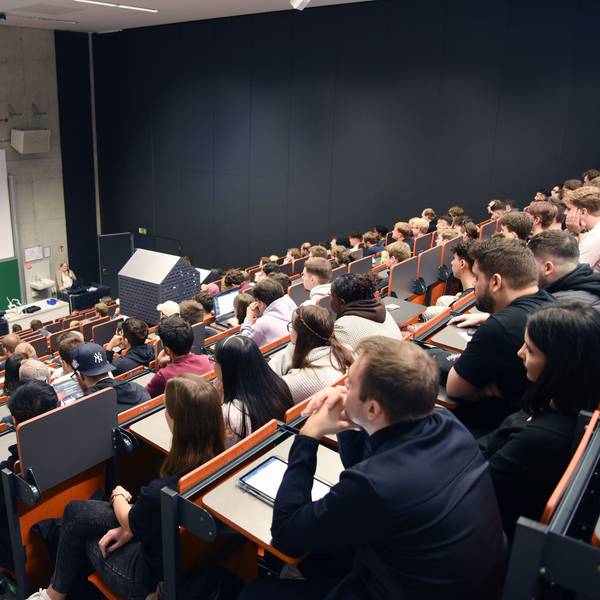 Begrüßung der Erstsemester 2023 am Campus Gummersbach der TH Köln.