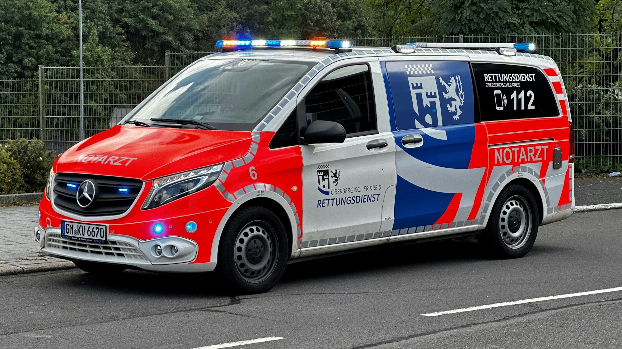 Ein Notarztwagen des oberbergischen Rettungsdienstes.