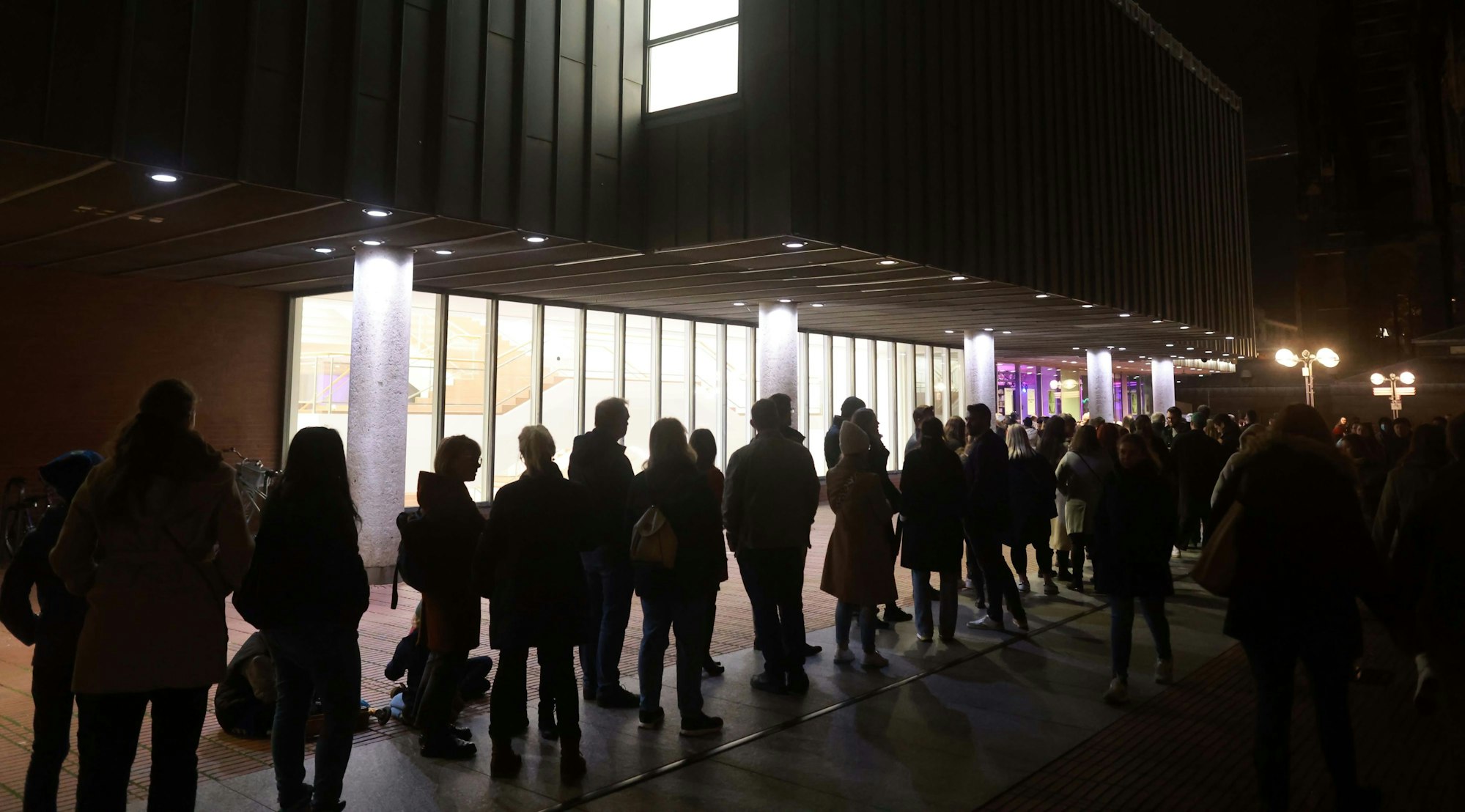 Vor dem Museum Ludwig bildeten sich im vergangenen Jahr lange Schlangen.