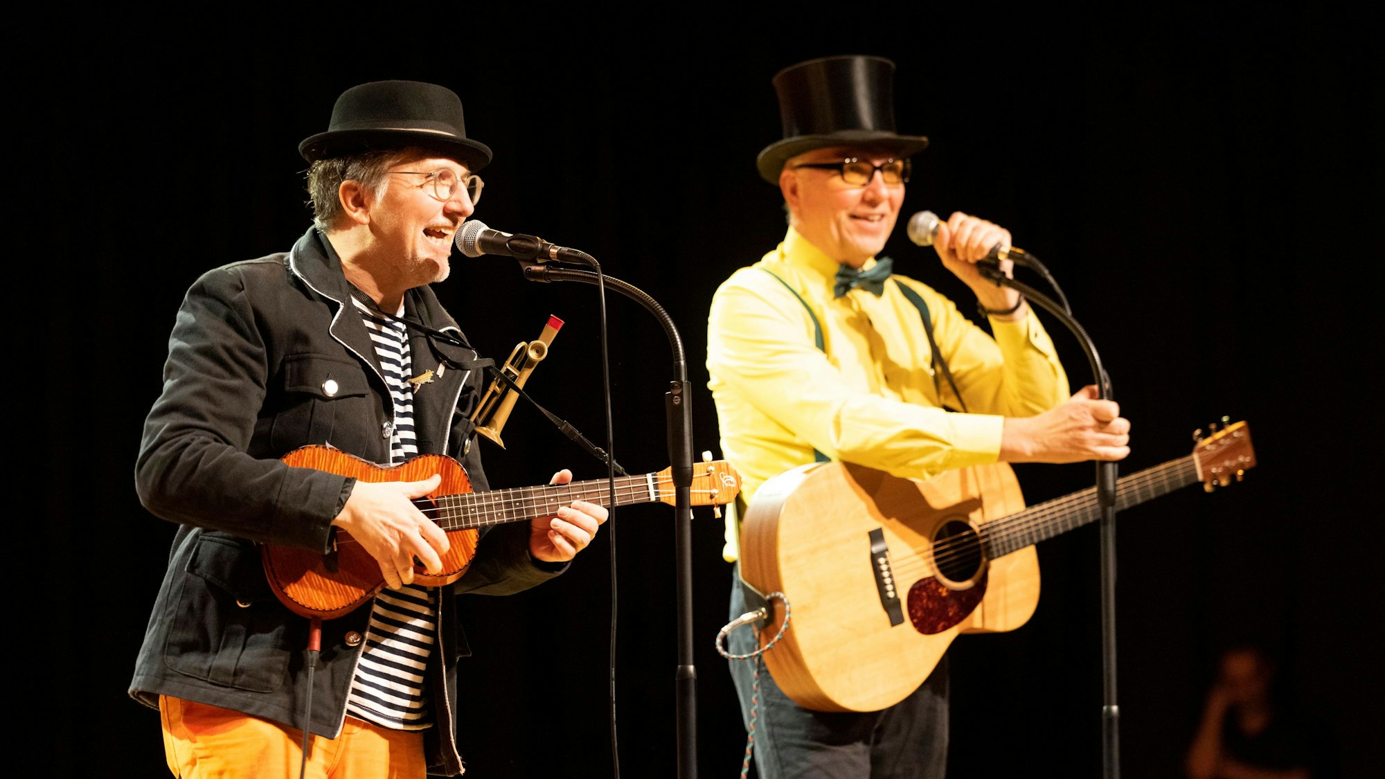 Wolfgang und Bernd Löhr standen als die Zwei Hillije auf der Bühne.