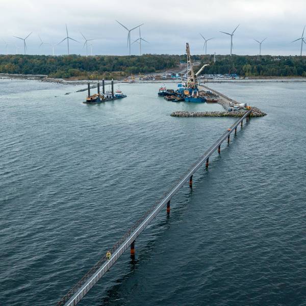 Ein LNG-Terminal der Erdgaspipelinie Balticcconnector zwischen Finnland und Estland. Von Paldiski aus wird Gas ins Baltikum gepumpt, Finnland erhält andersherum Gas vom europäischen Festland.