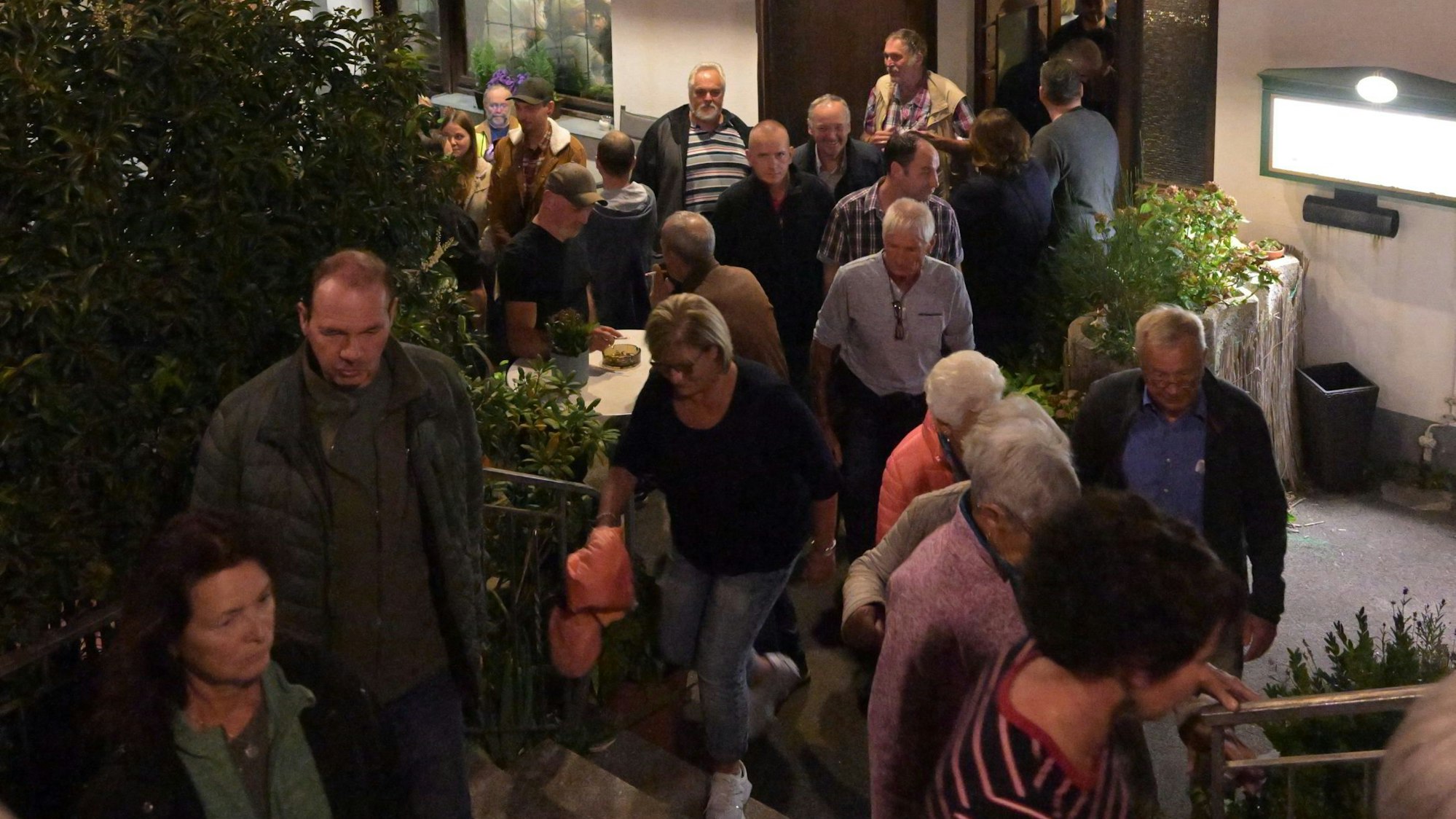 Zur Mitgliederversammlung der IG Bechen strömten die Menschen, um Informationen zur geplanten Flüchtlingsunterkunft zu erhalten.