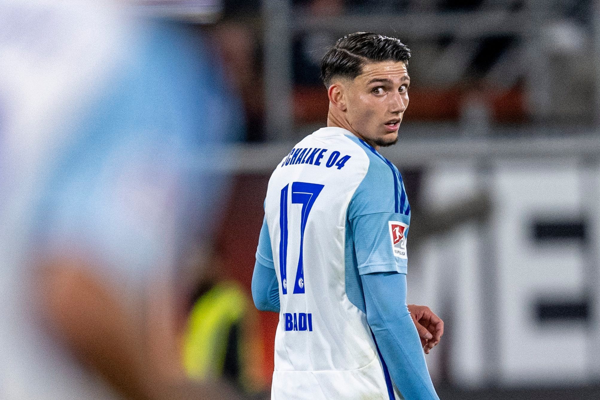 Schalke-Profi Kabadayi entschuldigte sich später für seinen unangemessenen Post auf Instagram.