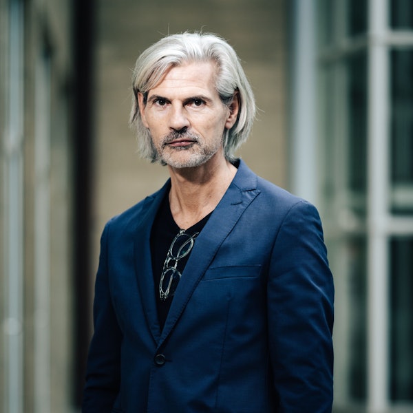 Dezernat VII - Kunst und Kultur
Stefan Charles