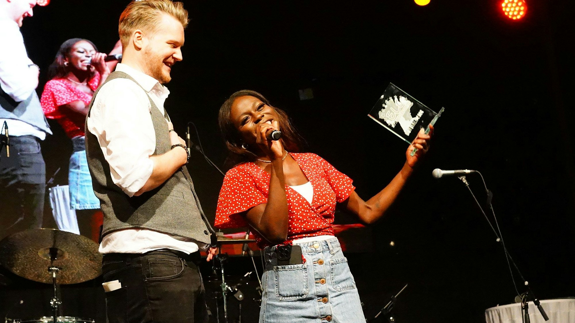 Das Foto zeigt die Sängerin bei ihrem Sieg beim ELC in Elsdorf im Juli 2023.