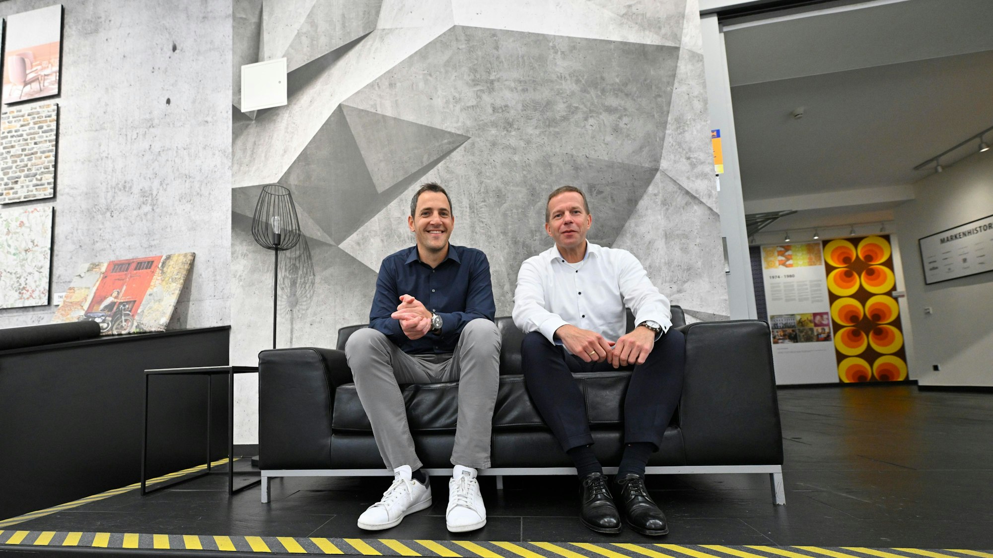 Gummersbach
Derschlag
Tapetenhersteller A.S. Création