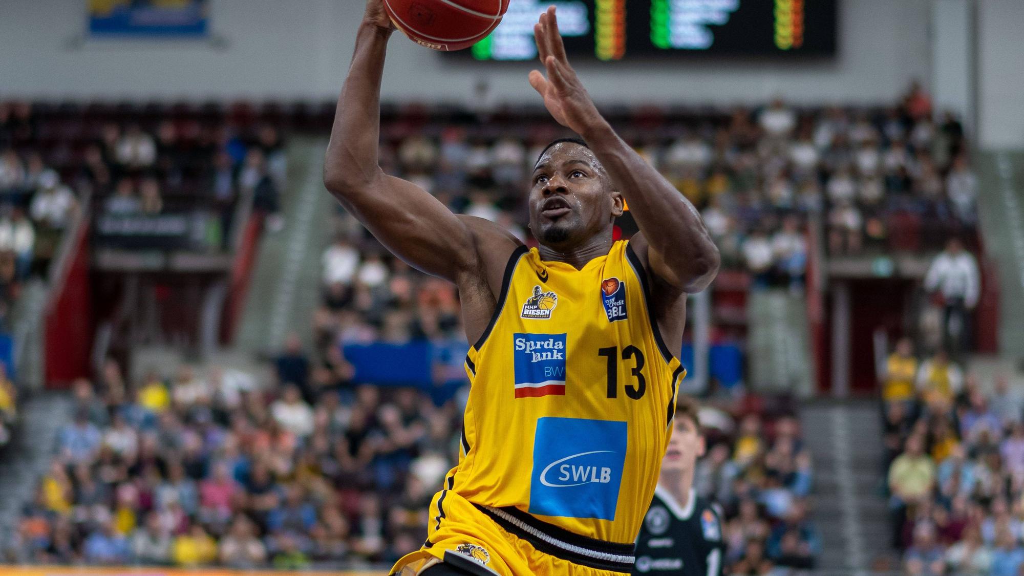 Der Ex-Bonner Yorman Polas Bartolo ist heiß darauf, die Baskets aus dem Pokal zu werfen.