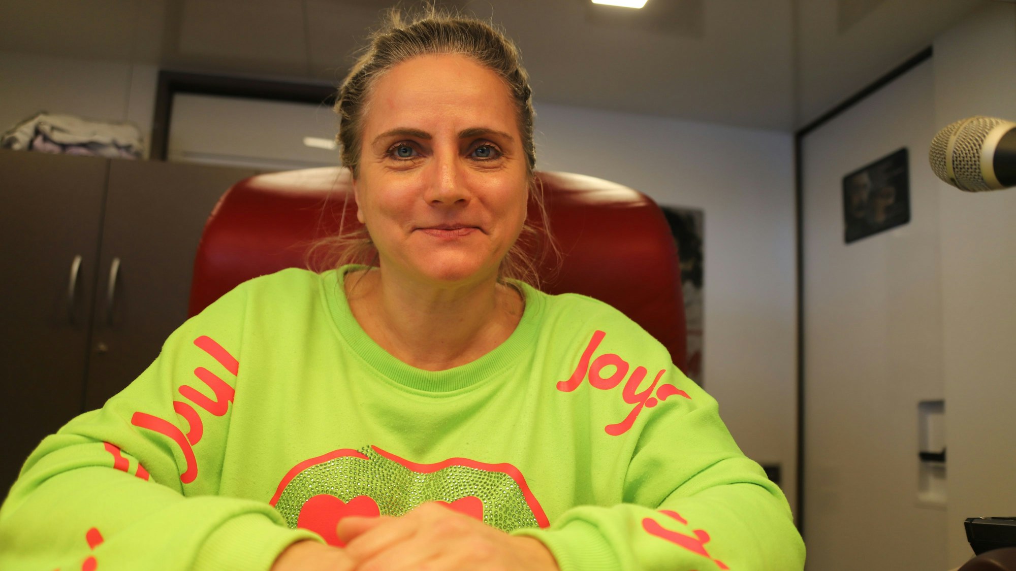 Auto-Scooter-Chefin Eveline Alexius aus dem Ennepe-Ruhr-Kreis spielt keine Deutsch-Rap-Musik mehr.